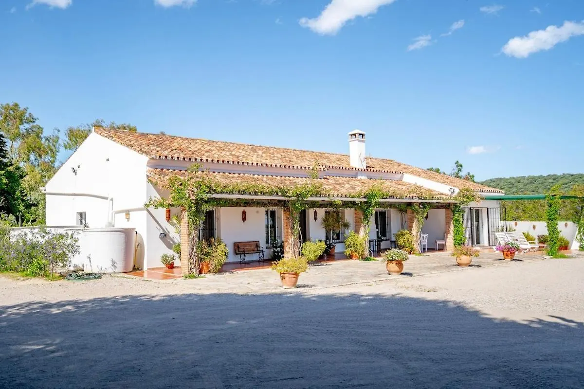 4 Bedroom Cortijo In Sotogrande San Enrique de Guadiaro